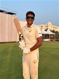 CENTURIONS ANURAG AND AKUL PILED UP MASSIVE 338/5 AGAINST HP