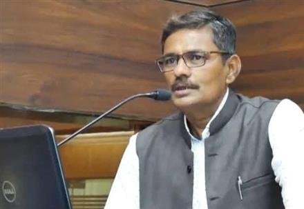 GOVERNMENT SHOULD TAKE POSITIVE STEPS TO MAKE MEDIA FEARLESS.