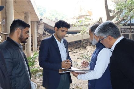 CHANDIGARH BUILDING COLLAPSED, MAJOR TREAGEDY AVERTED, DISASTER  MANAGEMENT TEAMS AMONG DC INSPECTED BUILDING