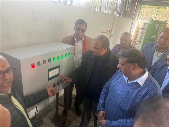 पिंजौर की कामधेनु गौशाला में बायो गैस प्लांट के ट्रायल में हवन पूजन