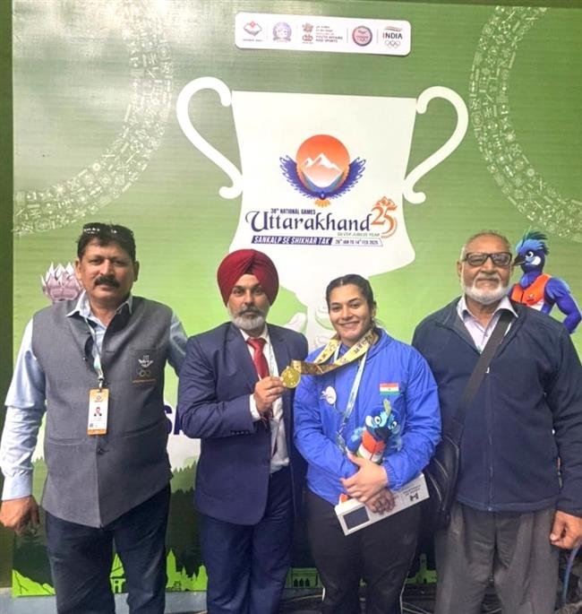 CHANDIGARH GET GOLD IN WEIGHT LIFTING