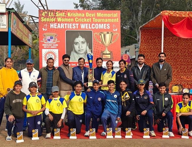 NARWAL CRICKET ACADEMY KARNAL WINS THE TITLE OF 4TH LATE KRISHNA DEVI MEMORIAL GIRLS , SENIORS CRICKET TOURNAMENT
