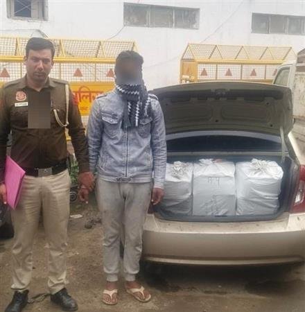 FAKE GROWTH, REAL SCAM: SWINDLER DUPED NBFC OF RS. 20 CRORES WITH FORGED DOCUMENTS.