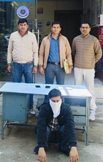 DELHI CYBER POLICE NABS ONE CHEATER USED TO WITHDRAW MONEY FROM  ATMs AND PURCHASE USDT FROM CHEATED MONEY.