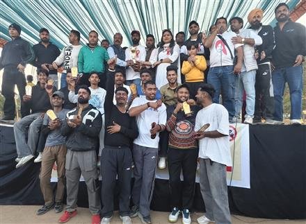 वाह ! बल्ला घुमाओ नशा भगाओ