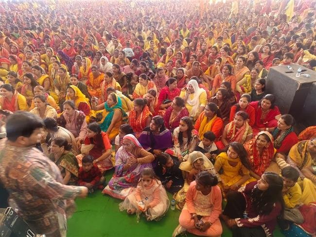 सनातन धर्म के प्रचार-प्रसार में युवाओं का भी बढ़-चढ़ कर आगे आना शुभ संकेत : रसिक संत बाबा चित्र-विचित्र बिहारी दास महाराज