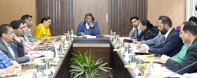 MP MANISH TEWARI CHAIRED THE MEETING OF THE JAN AROGYA KALYAN SAMITI OF THE GENERAL MULTI-SPECIALITY HOSPITAL IN SECTOR-16