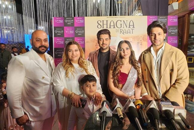 DIRECTOR AND PRODUCER MOHIT KAPOOR RELEASES THE SONG 'SHAGNA DI RAAT'