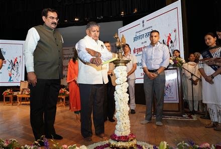 GOVERNOR & ADMINISTRATOR GULAB CHAND KATARIA DISTRIBUTED SCHOLARSHIPS WORTH RS. 10.18 CRORE TO 2,394 MERITORIOUS SPORTS PERSONS.