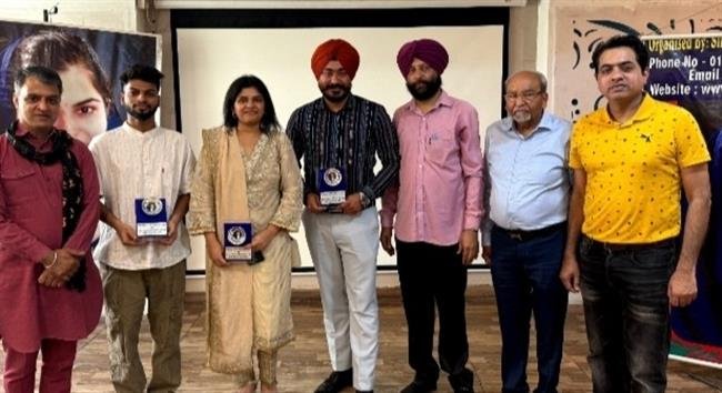 HERA , AISHWARYA & GURSHARAN GET ” SIMMI MARWAHA YOUNG JOURNALIST HONOURS “