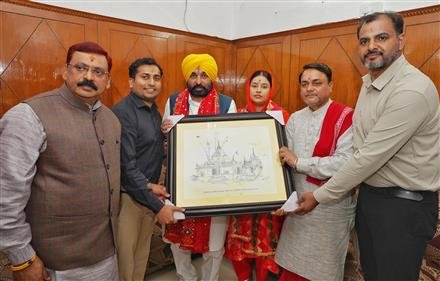 WILL MAKE ALL OUT EFFORTS TO START A ROPEWAY BETWEEN SRI ANANDPUR SAHIB AND SRI NAINA DEVI JI TO FACILITATE THE PILGRIMS: SAYS CM