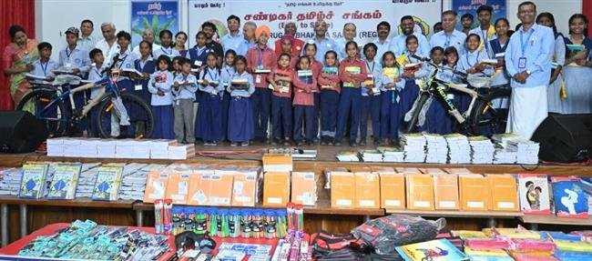 SUNDAY MEGA STORY:  SCHOOL GOING 585 STUDENTS  PROVIDED BOOKES TO CYCLES TO NEEDIES