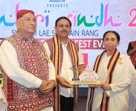 BK DR. LAJWANTI LALWANI HONOURED WITH ACHIEVER AWARD