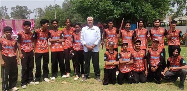 AMIT PAL’S BLAZING 94 POWERS TEAM 103 TO DOMINE AT GULLY CRICKET TOURNAMENT