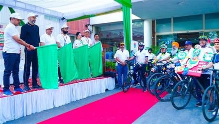 DESH BHAGAT RADIO IN COLLABORATION WITH STATE BANK OF INDIA ORGANISED A CYCLOTHON ON ENVIRONMENT DAY