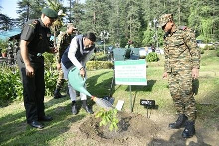 RAKSHA RAJYA MANTRI VISITS ARMY TRAINING COMMAND SHIMLA