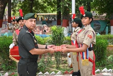 BRIG VS CHAUHAN REVIEWS ANNUAL TRAINING CAMP OF 1 CHANDIGARH GIRLS BATTALION NCC