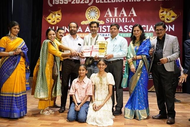 AKS WIN AWARDS IN SHIMLA FESTIVAL