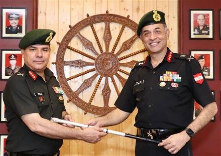 LT GENERAL AVS RATHEE ASSUMES CHARGE OF KONARK CORPS
