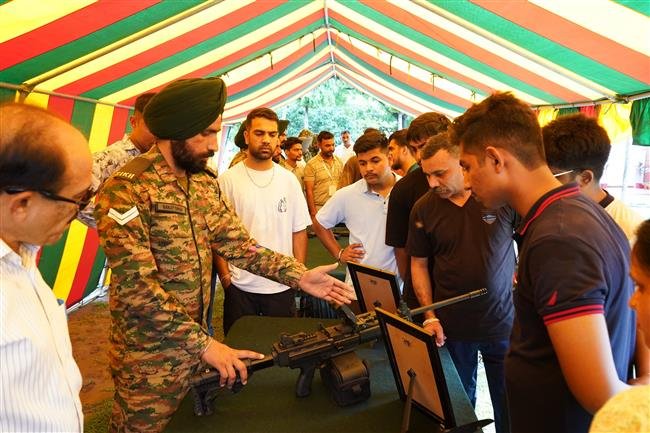 CIVIL DEFENCE VOLUNTEERS VISIT CHANDIMANDIR MILITARY STATION FOR COMPREHENSIVE ORIENTATION AND EXPOSURE