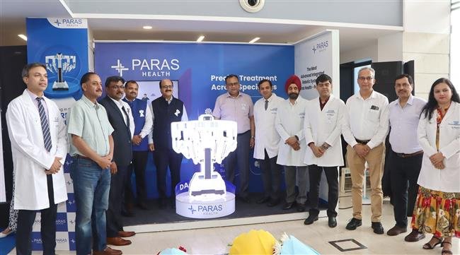 PARAS HEALTH SUCCESSFULLY INAUGURATED PANCHKULA’S FIRST-EVER ROBOTIC SURGICAL SYSTEM – DA VINCI XI
