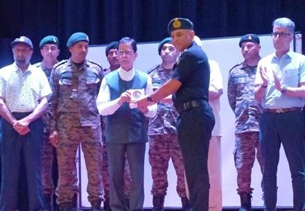 INDIAN ARMY PAYS TRIBUTE TO CAPTAIN VIKRAM BATRA, PVC ON 26TH KARGIL VIJAY DIWAS ANNIVERSARY