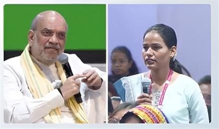 AMIT SHAH HOLDS 'SAHKAR SAMVAD' WITH WOMEN COOPERATIVE WORKERS OF GUJARAT, MP AND RAJASTHAN
