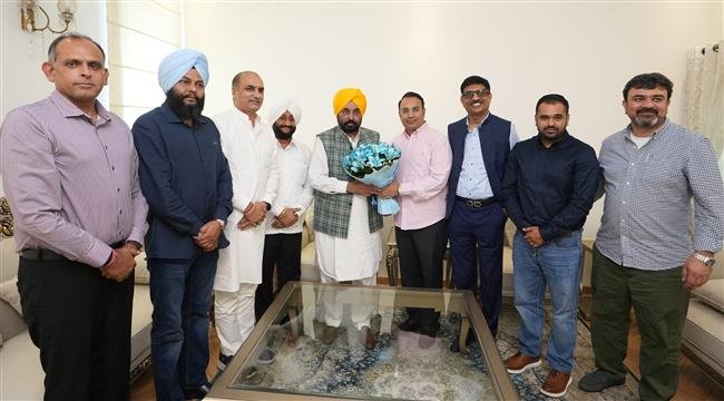 CM BATS FOR STARTING SHER-E-PUNJAB MAHARAJA RANJIT SINGH CRICKET LEAGUE IN STATE
