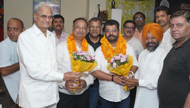 अवी भसीन दोबारा लघु उद्योग भारती चंडीगढ़  के  अध्यक्ष और मनीष निगम महासचिव नियुक्त