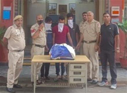 DELHI POLICE SOLVED HIGH PROFILE SERVANT THEFT CASE OF RS. 2.5 CRORES JEWELLARYY, THREE ARRESTED FROM BIHAR