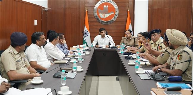 CHANDIGARH ROAD SAFETY MEETING: 637 LOCATIONS EXHIBITED MISMATCHES BETWEEN ON-GROUND SIGNBOARDS