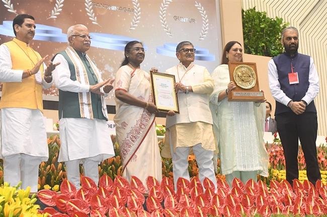 CHANDIGARH SHINES IN SWACHH SURVEKSHAN, ENTERS THE SUPER SWACHH LEAGUE CITIES