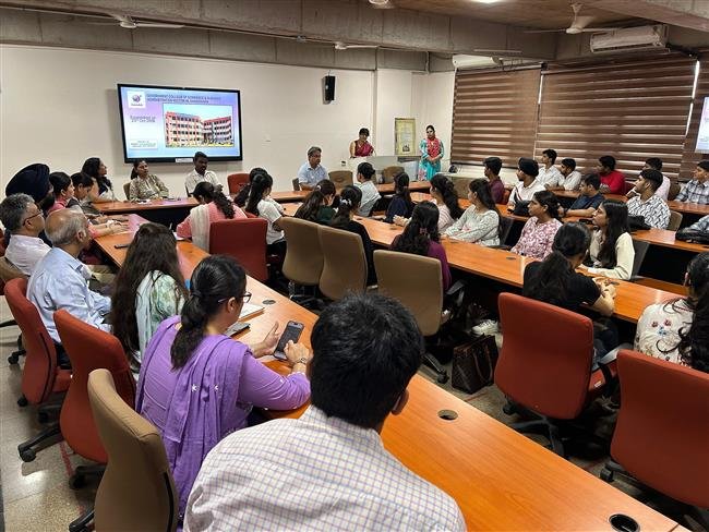 कॉलेज में रैगिंग, सोशल व डिजिटल मीडिया पर उत्पीड़न पूरी तरह निषेध