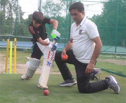 मेरा उद्देश्य युवा प्रतिभाशाली क्रिकेट खिलाड़ियों को कड़ी मेहनत से प्रशिक्षण देकर उन्हें प्रमोट करना : अमरजीत कुमार