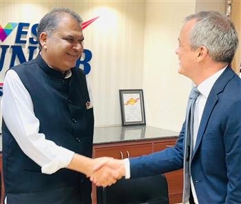 POLITICAL COUNSELLOR OF BRITISH HIGH COMMISSION MEETS MINISTER ARORA PERTAINING TO “VISA FRAUD TON BACHO” CAMPAIGN