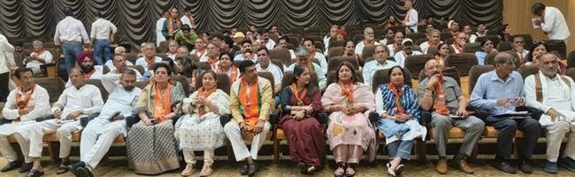 भाजपा की जिला कार्यकारिणी बैठक संपन्न, विधायक, सांसद, पूर्व मंत्री सहित तमाम नेता रहे उपस्थित