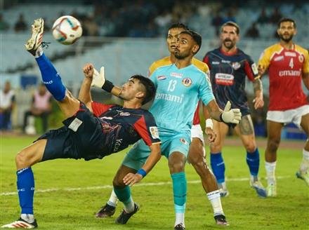 DEBUTANTS DIAMOND HARBOUR FC CREATE HISTORY IN REACHING FINAL AFTER 2-1 WIN OVER EMAMI EAST BENGAL