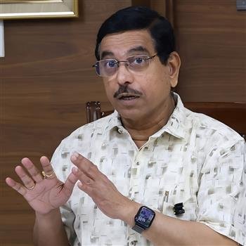 CLAIM OF REMOVING 55 LAKH RATION CARD HOLDERS COMPLETELY MISLEADING: UNION MINISTER PRALHAD JOSHI