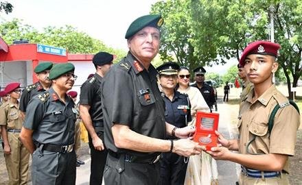 ARMY COMMANDER VISITS RASHTRIYA MILITARY SCHOOL