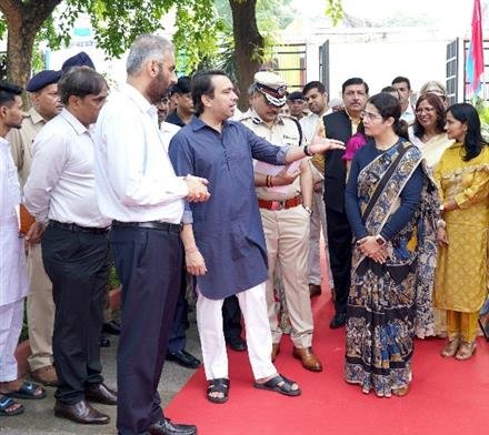 JAYANT CHAUDHARY UNION MINISTER OF STATE VISITED VOCATIONAL CENTRE AT MODEL JAIL