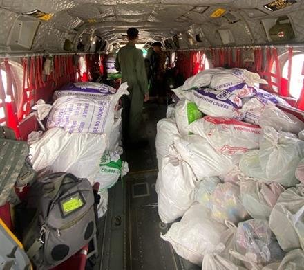 SUPPLY OF ESSENTIALS: INDIAN AIR FORCE INTENSIFIES FLOOD RELIEF OPERATIONS ACROSS NORTHERN PUNJAB AND JAMMU