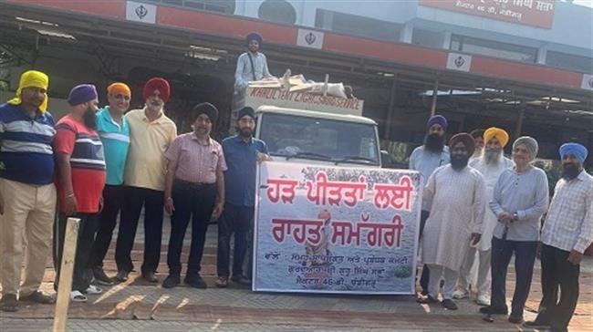 गुरुद्वारा साहिब सेक्टर 46-डी चंडीगढ़ की संगत द्वारा बाढ़ पीड़ितों के लिए राहत सामग्री भेजी गई