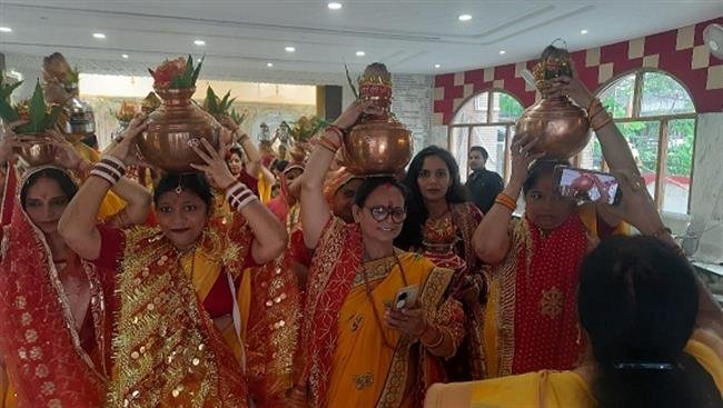 चंडीगढ़ में कलश यात्रा एवं सात दिवसीय कथा का भव्य आयोजन