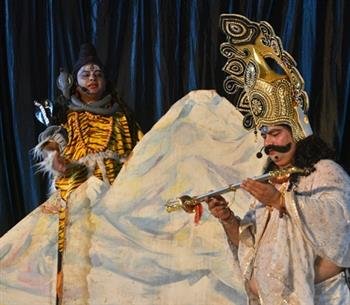 आदर्श रामलीला ड्रामाटिक क्लब ने किया श्री राम और सीता जन्म का भव्य मंचन