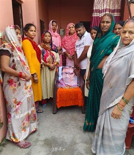 भाजपा ने मनाया पंडित दीनदयाल उपाध्याय का जन्मदिन