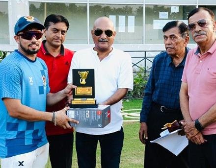 भारतीय रेलवे और मिनर्वा अकादमी क्रिकेट क्लब, चंडीगढ़ फाइनल में,  भारतीय रेलवे के बल्लेबाज कुश मराठे और अंश यादव का शानदार शतक