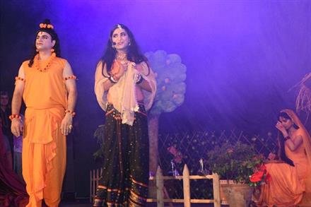 हनुमान जी ने अपने दर्शन दे, सभी को खुश कर दिया