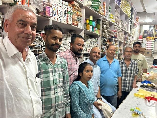 SANDEEP LIGHTS AND WIN HEARTS AHEAD OF FESTIVAL OF LAMPS