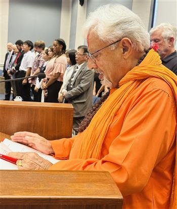 HINDUS WELCOME OAKS AS NEW MORMON PRESIDENT