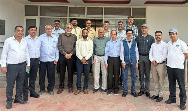 हिमाचल महासभा की मासिक बैठक में कई महत्वपूर्ण विषयों पर विचार-विमर्श हुआ